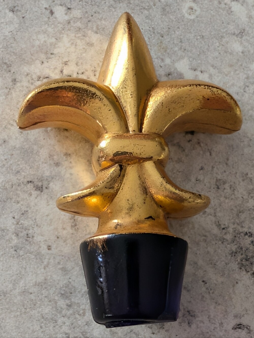 Gold Tone Fleur-de-Lis Bottle Stopper with Black Base